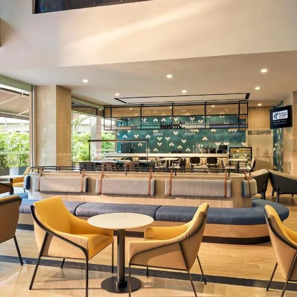 Holiday Inn Express Bali Sunset Road by IHG, hôtel à Kuta