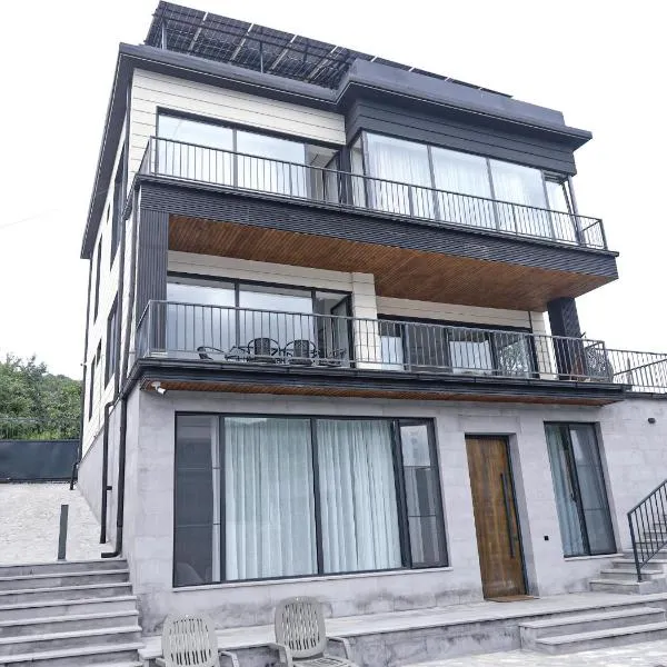 House In Dilijan, hotell i Dilijan