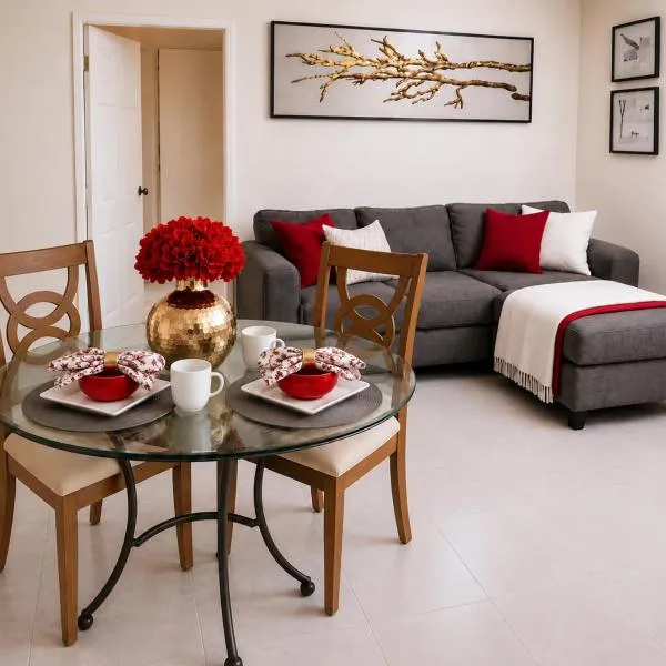 PINK POUI Spaces Vacation Rentals, hotel em Arima
