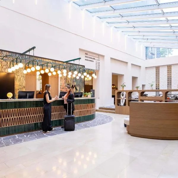 Mercure Brussels Centre Rogier โรงแรมในบรัสเซลส์