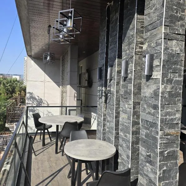 Palmtree Hotel – hotel w mieście Lahaur