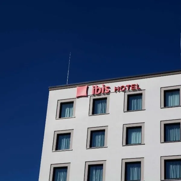 ibis Hotel Berlin Airport, hotel in Berlin