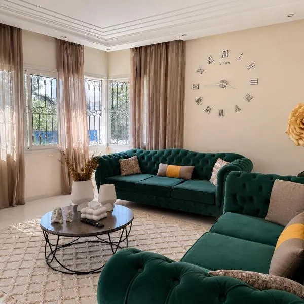 Sunny House โรงแรมในDouar el Hafey