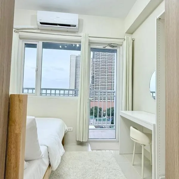 Manila में, होटल Casa Amarah at Breeze Residences Pasay