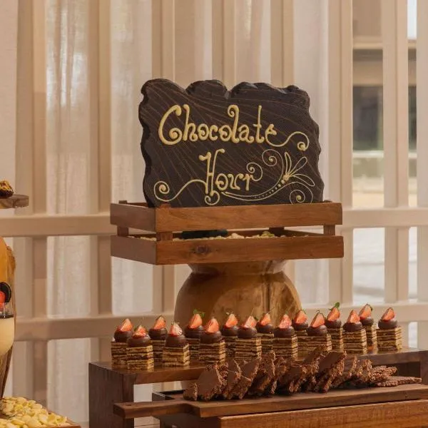Mövenpick Hotel & Apartments Ghala Muscat,位于马斯喀特的酒店