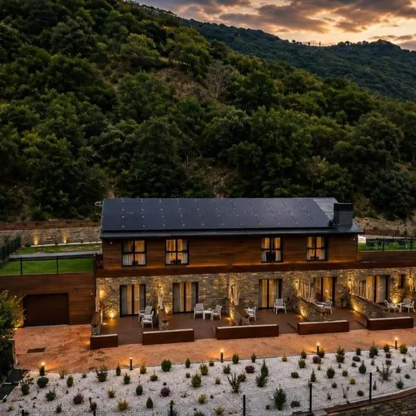 XIA Hotel Boutique,里亞爾普的飯店