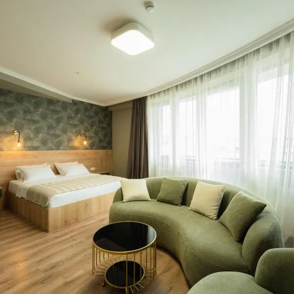 Astana Palace, Hotel in Gori