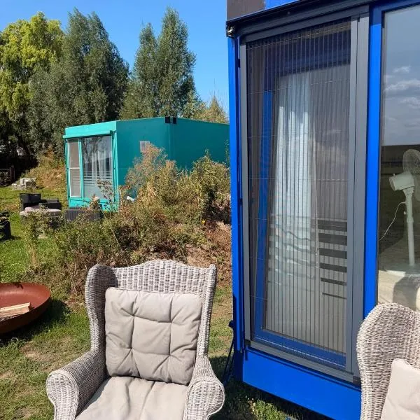 Tiny house blue, hotel v destinácii Sint Philipsland
