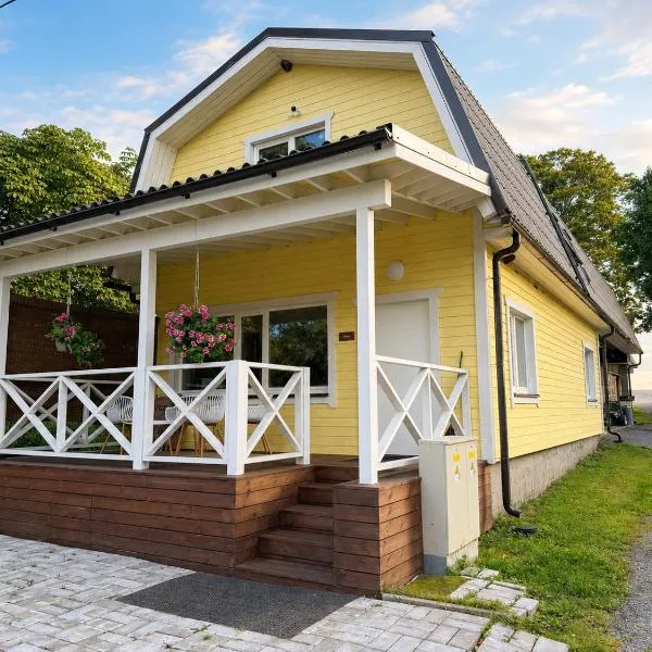 Rannatooma puhketalu,位于Ranna的酒店