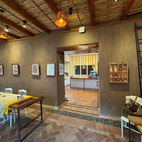 Hostal Suite Le Fabrique, отель в Куэнке