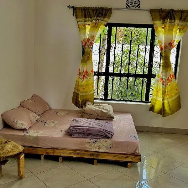 Amani Safari Homestay, готель у місті Аруша