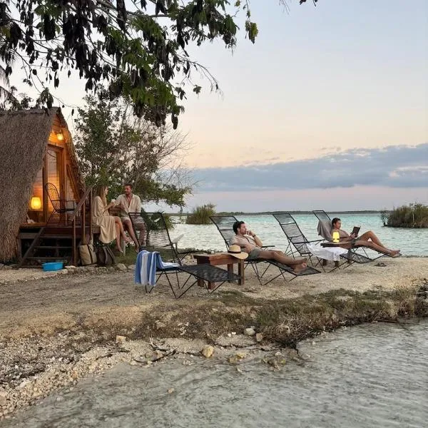 Hotel Playa Laguna Bacalar Lagoon Front, отель в городе Бакалар