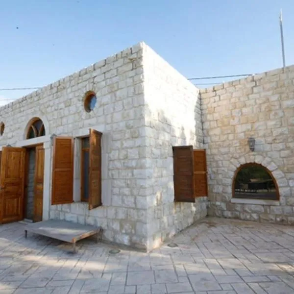 Abdelli Terraces in Batroun, отель в городе Батрун