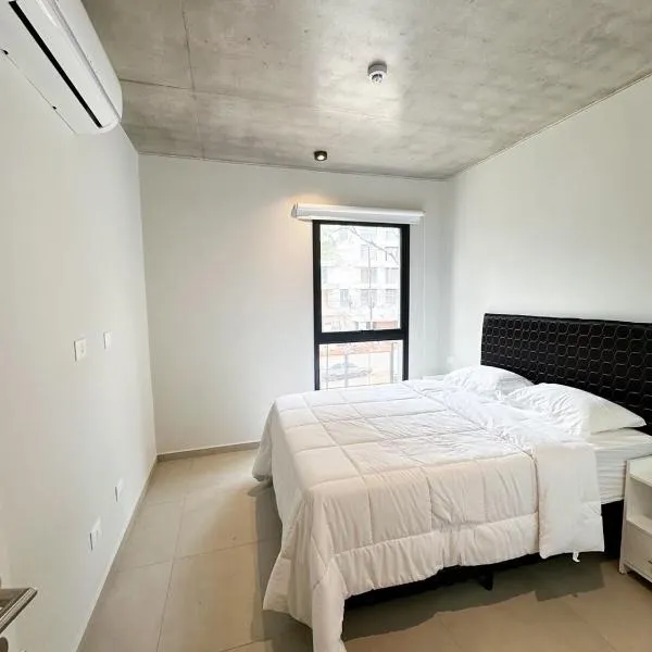 Urban Cumbres, Pool, gym and comfort, hotel v mestu Luque