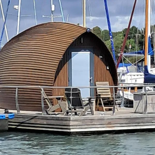 Sea Breeze Ark 900 – hotel w mieście Southbourne