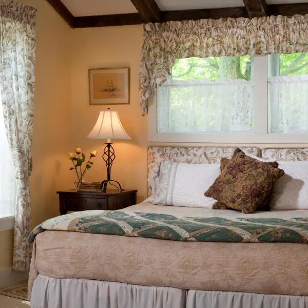 West Hill House B&B, hotel em Warren