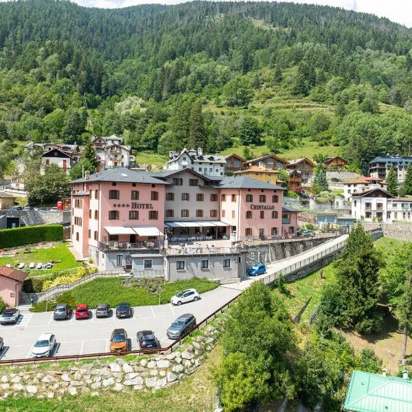 Hotel Garnì Cristallo, hotel in Ponte di Legno