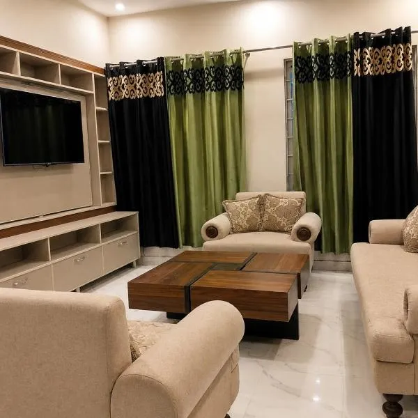 Bahria Grand House, hotelli Rawalpindissä