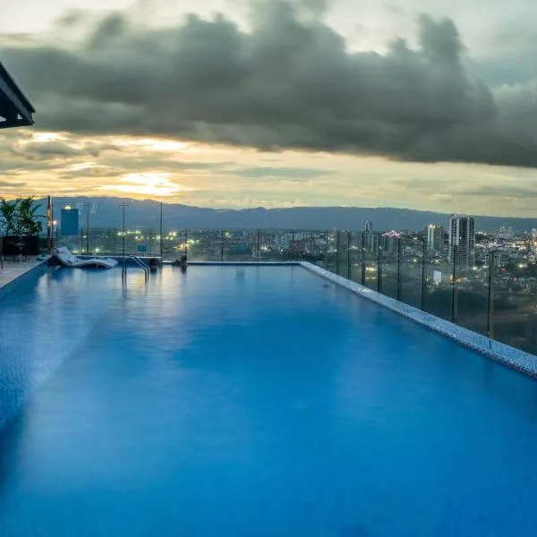Holiday Inn Bucaramanga Cacique by IHG, hotel v mestu Bucaramanga