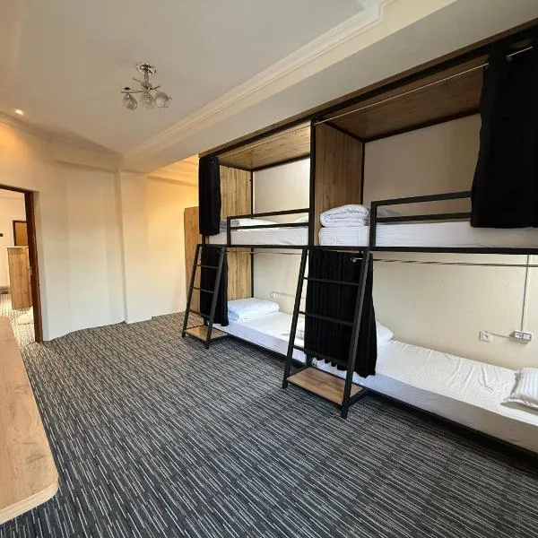 Central hostel, hotel en Samarcanda