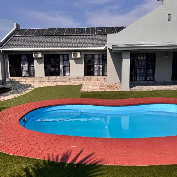 S AND M Bnb, hotel sa Mthatha