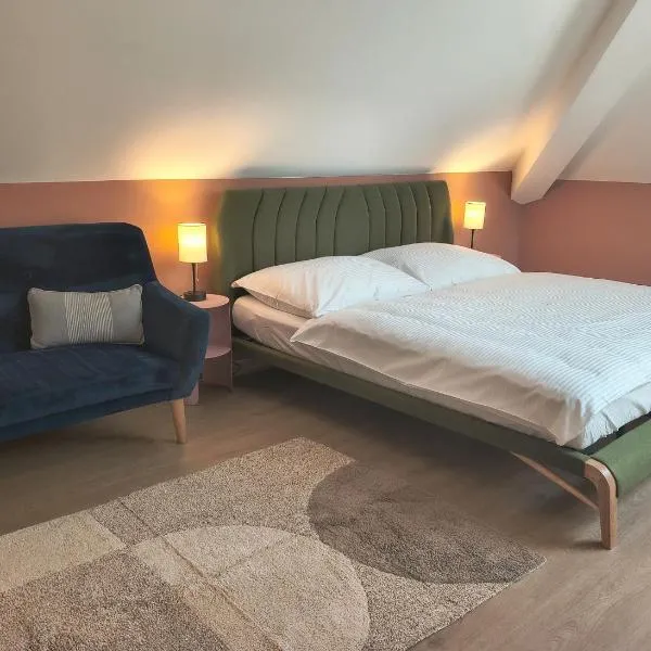 Chill apartments, хотел в Прага
