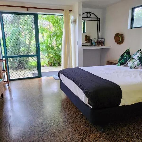 Aroa Kainga Bungalows and Apartment,拉羅湯加的飯店