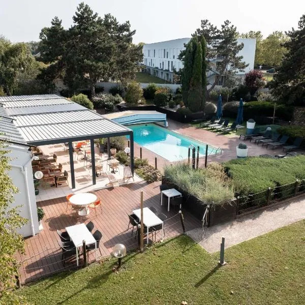 Novotel Chartres: Chartres şehrinde bir otel