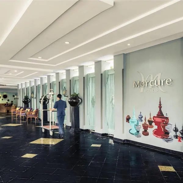 Mercure Yangon Kaba Aye, hotel di Yangon