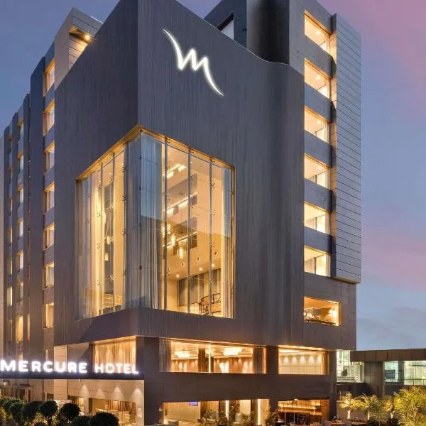 Mercure Chandigarh Tribune Chowk – hotel w mieście Czandigarh