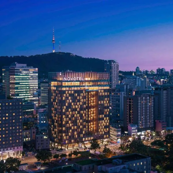 Novotel Ambassador Seoul Dongdaemun Hotels & Residences, hotel en Seúl