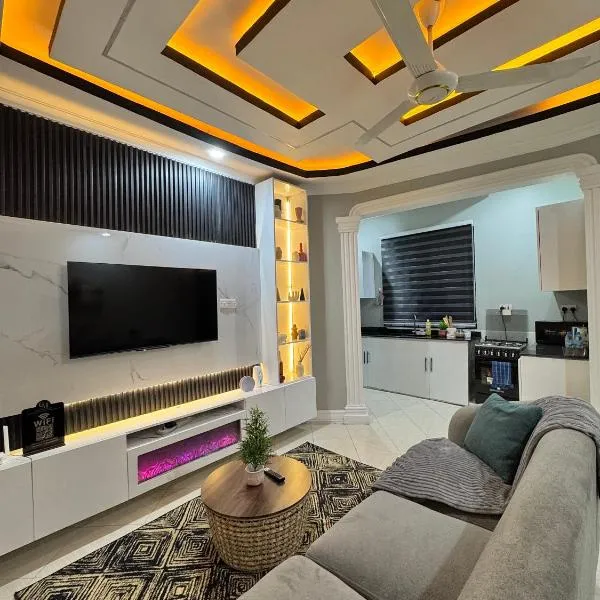 Casa Mia Homes - Stylish 1BR in Mbezi Beach, khách sạn ở Dar es Salaam