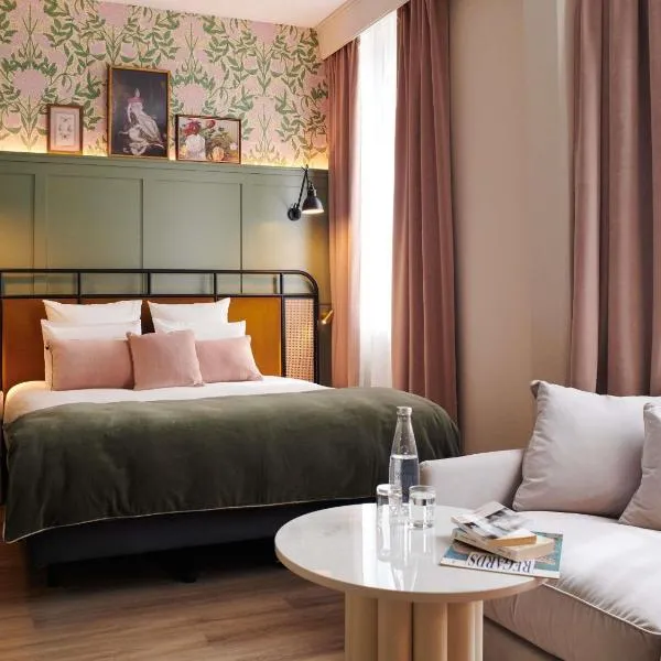 Viesnīca Square Lodge Hotel Accor - La Roche-sur-Yon pilsētā Laroša pie Jonas