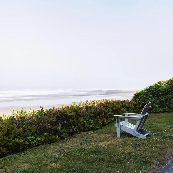 West Beach Suites – hotel w mieście Lincoln City