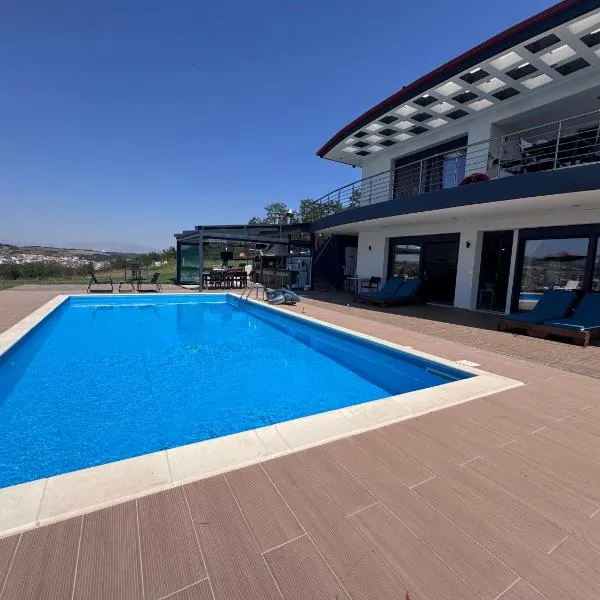 Luxury Villa rafaela grevena, hotel Grevenában