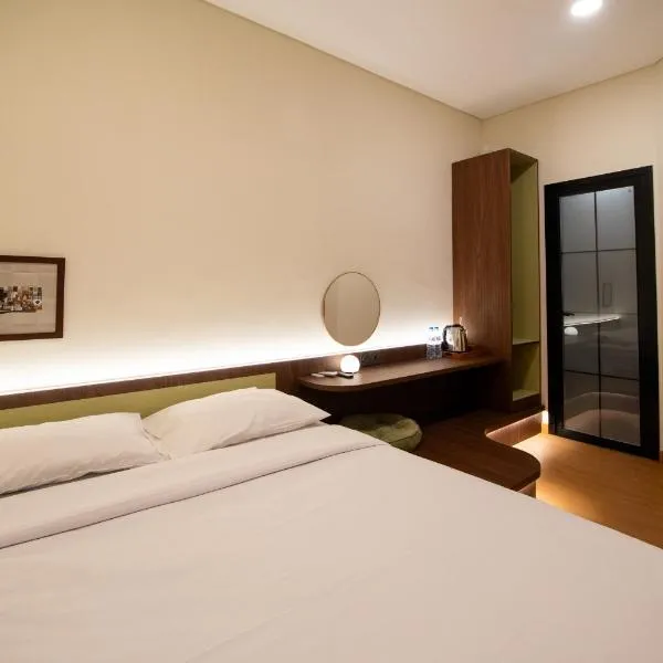 Hoteru by Behomy, hotell Bandungis