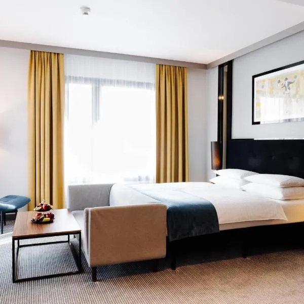 Grand Ascot Hotel, hotel v Krakove
