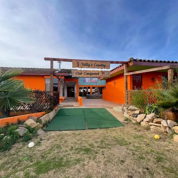Willy's Country Club Cauquenes، فندق في Cauquenes