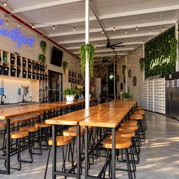 Capsuleaccom Hostel, hotel di Gold Coast