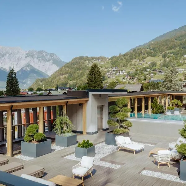 Aktiv & Spa Hotel Alpenrose، فندق في شرونس