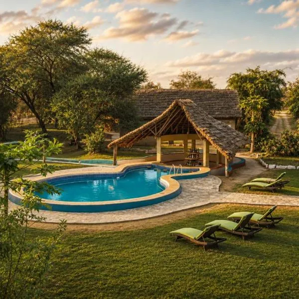 Roika Tarangire Tented Lodge, hotell i Kwa Kuchinia