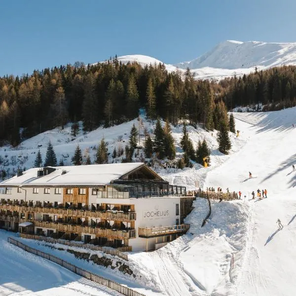 Das Jochelius - Ski-in & Ski-out - Mountain Hideaway, hotell i Nauders