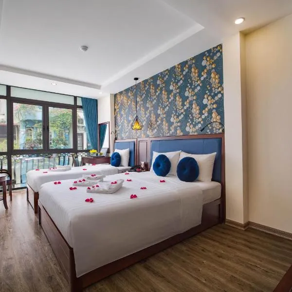 Holiday Emerald Hotel, hotel v Hanoji