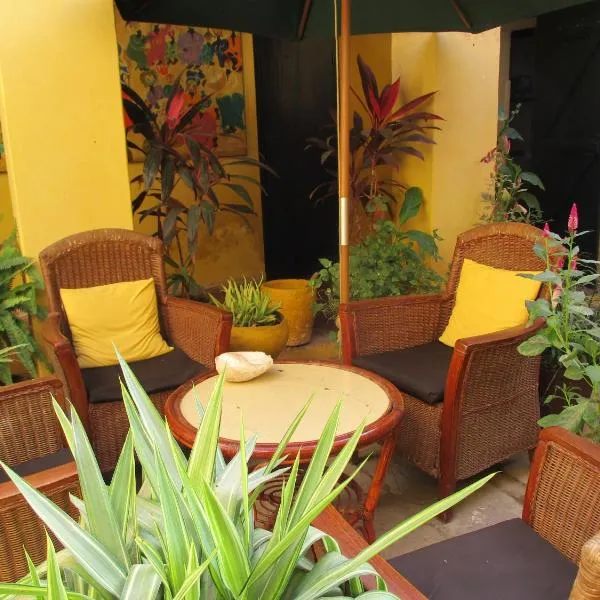 Chez Eric, hotel in Gorée