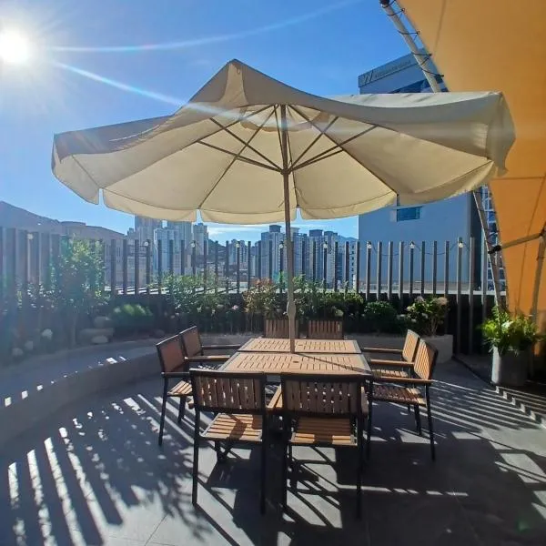 Two H Hotel, hotell i Busan