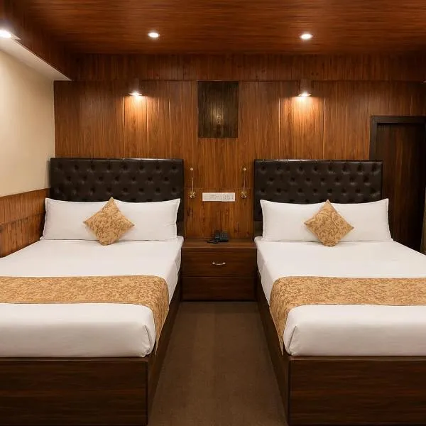 Hotel Green Hills - Prime Location on MG Marg,位于甘托克的酒店