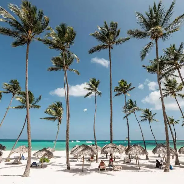 푼타 카나에 위치한 호텔 GОDIVA SOL CARIBE playa LOS CORALES