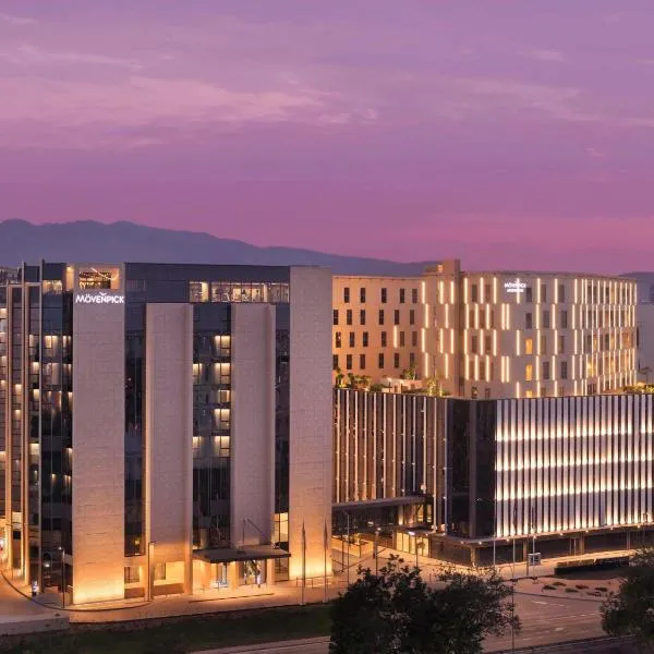 Mövenpick Hotel & Apartments Ghala Muscat, hotelli kohteessa Muscat