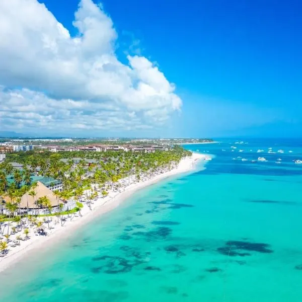 Punta Cana में, होटल LOS CORALES Condo-HOTEL with VILLAS & SUITES WIFI BBQ Beach CLUB & SPA