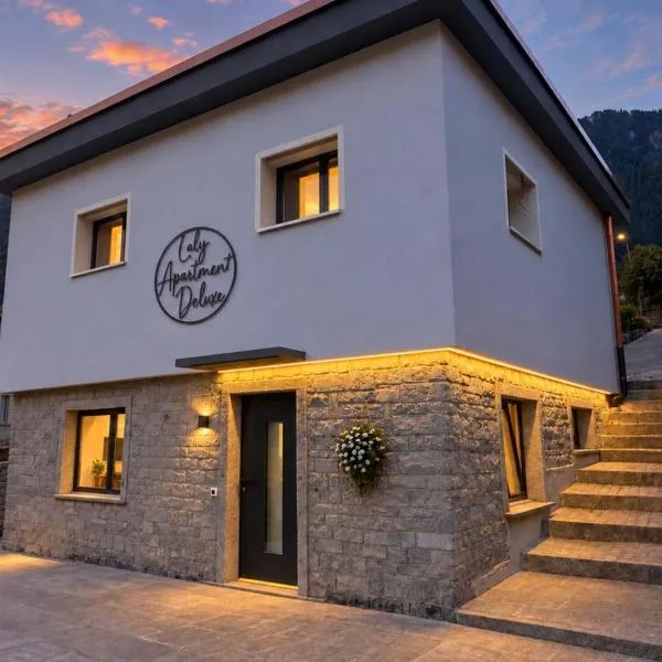 Loly Deluxe Duplex House, Alpine passes Basecamp bikers & Hikers: Airolo şehrinde bir otel